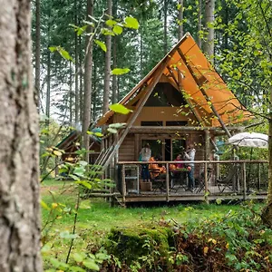 3* Holiday park Village Huttopia